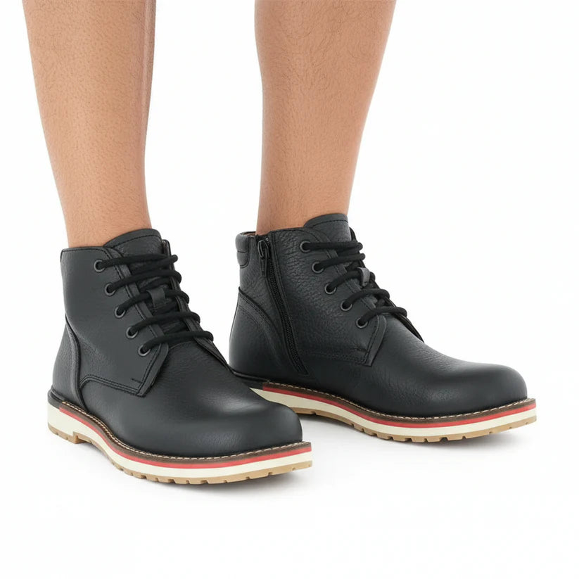 Bota de couro preta com base tricolor para homem